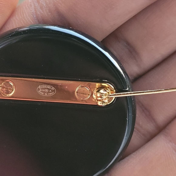 Chanel Brooch - Picture 11 of 12